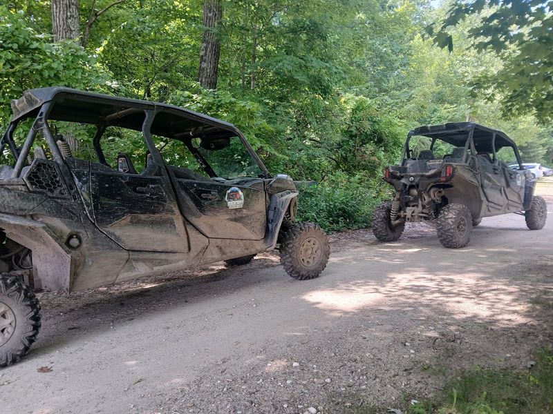 This Connecticut Off-Road Experience Is Packed With Adventure-Filled Trails - Decor Hint Private Trails Through The Woods