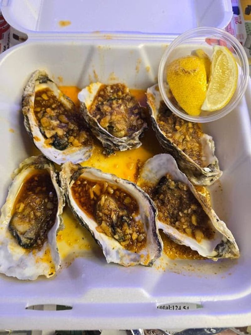 10 Seafood Restaurants Across Nebraska That Are Worth The Drive - Decor Hint Laughing Crab – Cajun Seafood, Lincoln