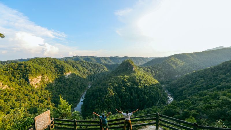 The Gorgeous Little Town In Kentucky That You've Never Heard Of - Decor Hint Breaks Interstate Park