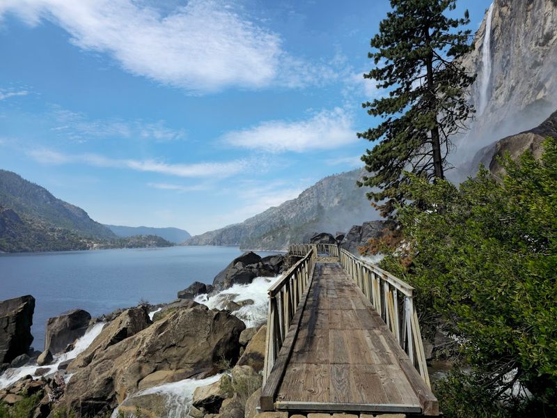 Wapama Falls Trail, Hetch Hetchy, Yosemite National Park, California