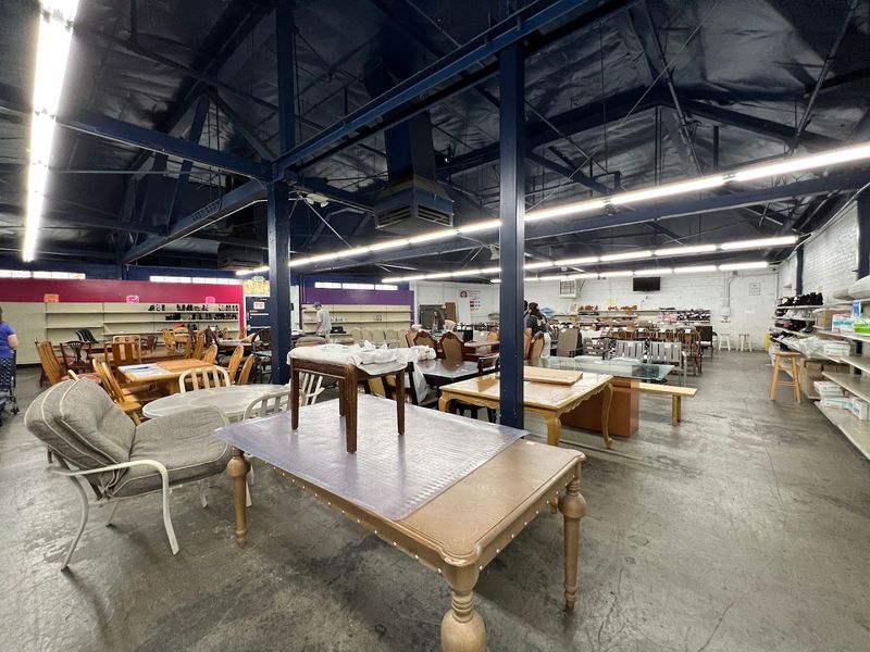 St. Vincent de Paul Thrift Store, Los Angeles