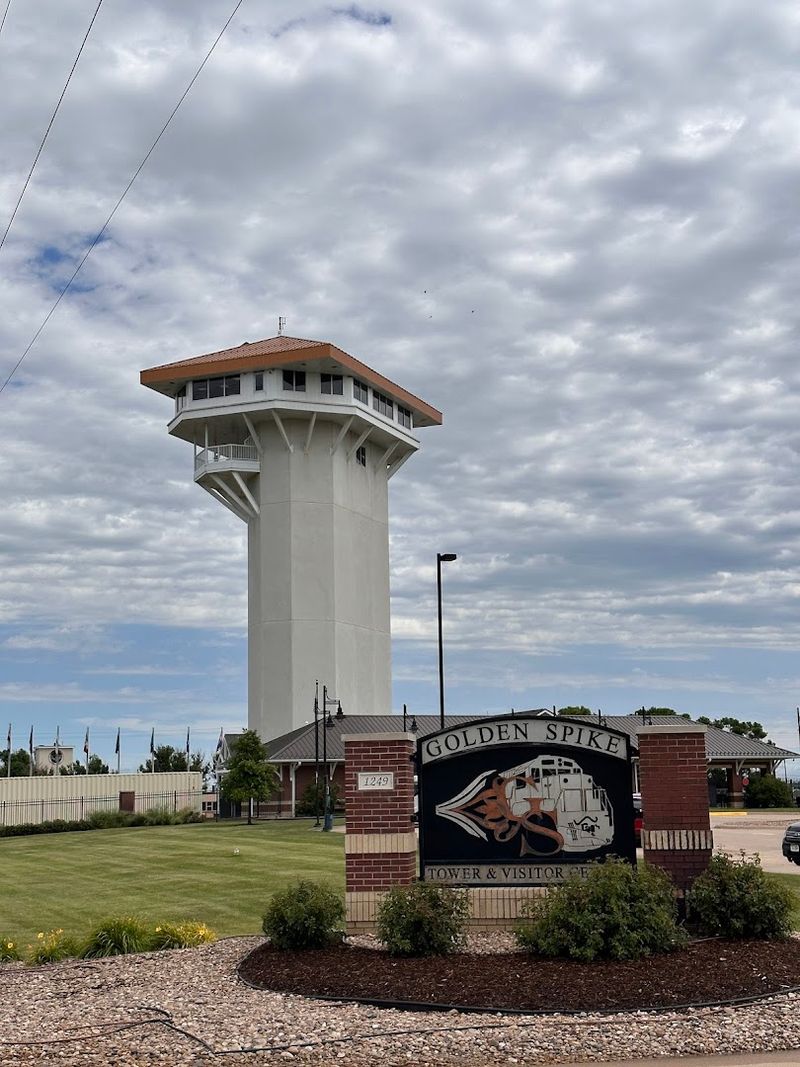 11 Nebraska Places Where One Historic Bridge, Fort, Or Depot Still Explains Why Towns Took Root - Decor Hint North Platte, Golden Spike Tower and Visitor Center