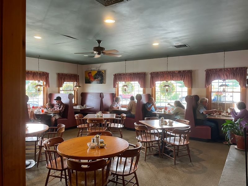 These 9 Vermont Restaurants Serve Unforgettable Food Behind Their Simple Looks - Decor Hint Rosie's Restaurant, Middlebury