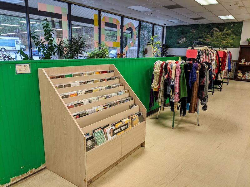 The Book Section That Book Lovers Will Not Want To Leave