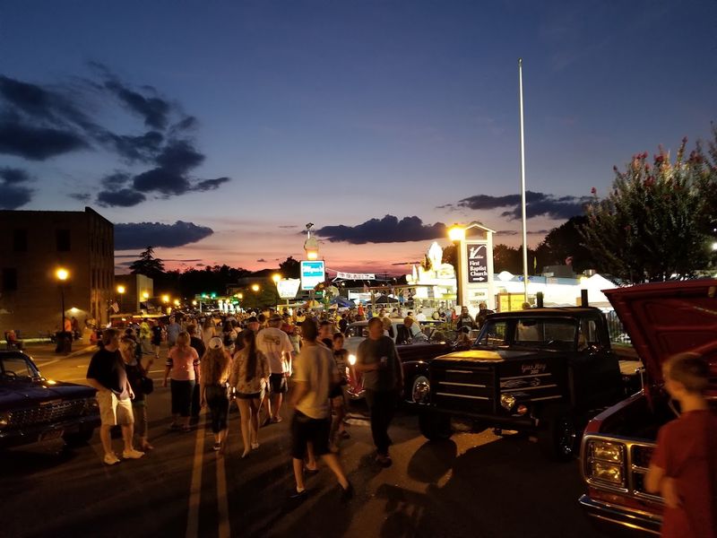This One-Of-A-Kind North Carolina Festival Celebrates A 337-Year-Old Journey From Exile Back To The Italian Alps - Decor Hint Catch The Friday Kickoff Before Festival Saturday Begins