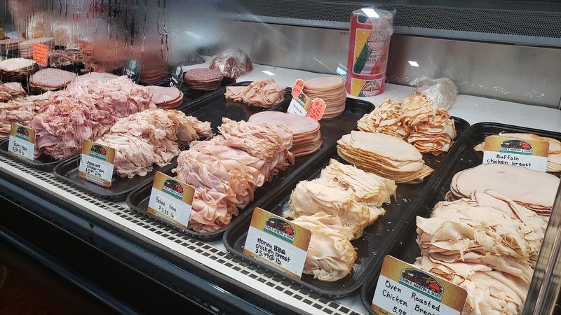 Pineview Bulk Food And Deli