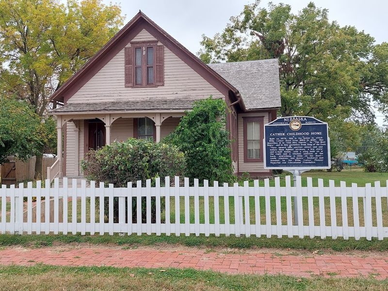 Tour The Willa Cather Childhood Home Like A Time Capsule