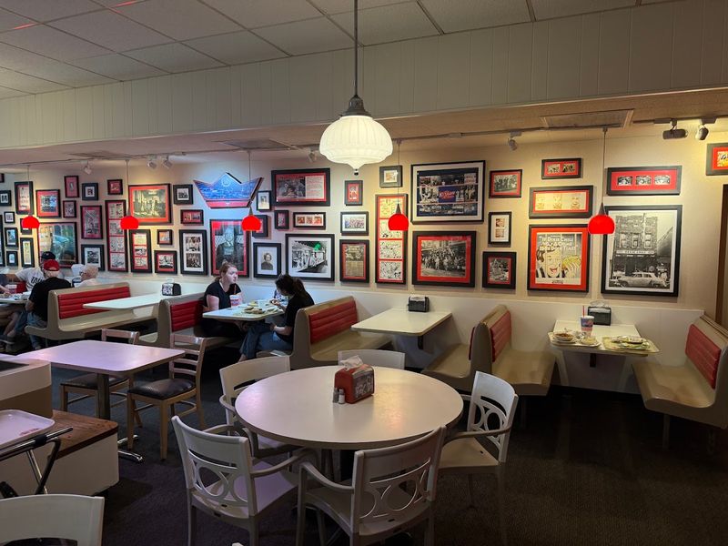 Dixie Chili & Deli