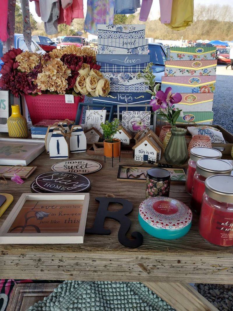 Unique Finds And Collectibles