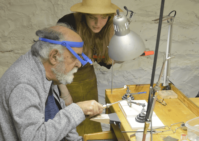 This Connecticut Jewelry Workshop Lets You Design A One Of A Kind Piece To Keep - Decor Hint The Instructor Everyone Wishes They Had In School