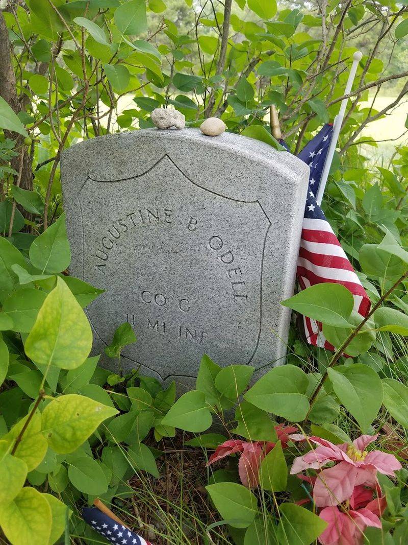 A Creepy Ghost Town Is Hidden In Michigan And It Feels Straight Out Of A Horror Movie - Decor Hint Paranormal Reports That Keep Piling Up