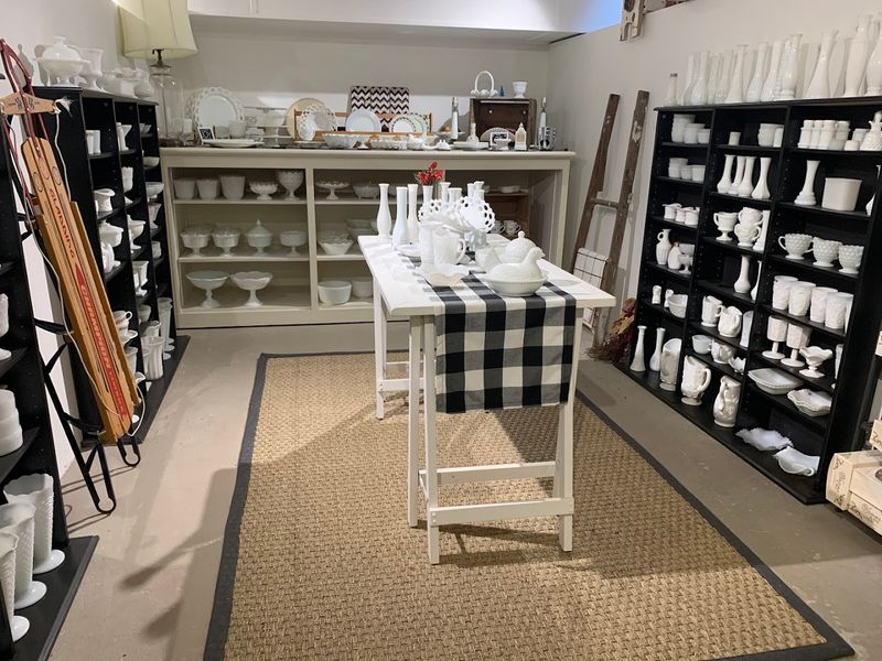 This Connecticut Resale Shop Is So Carefully Selected It Feels Nothing Like A Typical Thrift Store - Decor Hint The Prices Make The Whole Thing Even Better