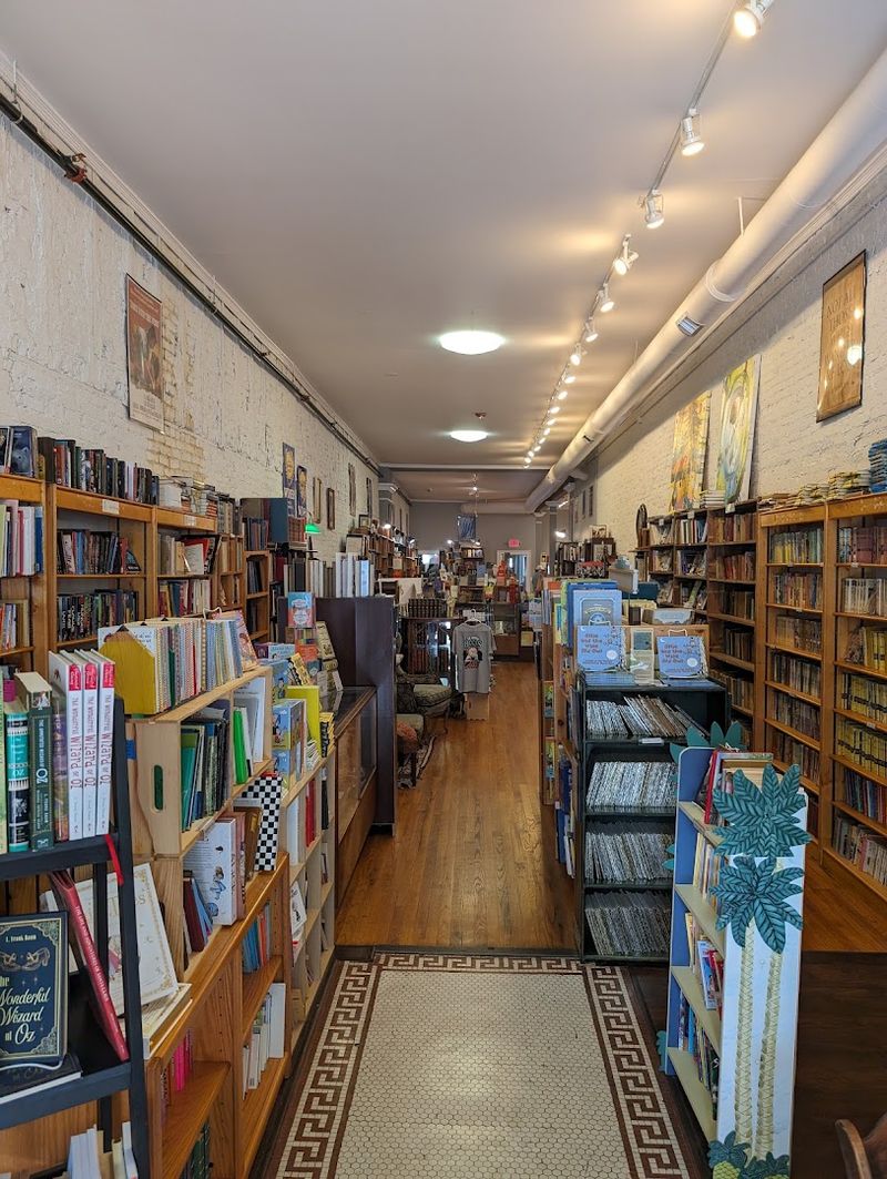 Dogwood Books, Rome