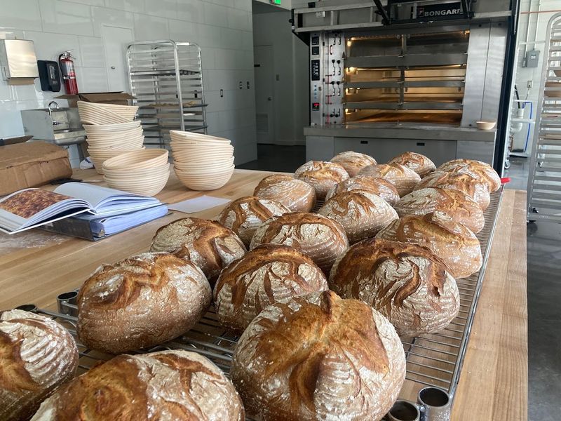 Bread & Roses Bakery, Lexington