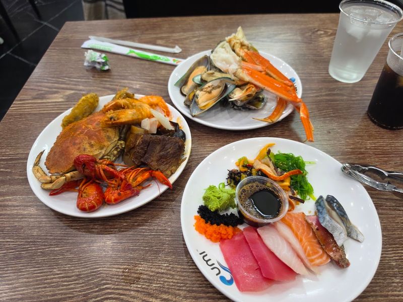 These Texas Seafood Restaurants Serve Endless Gulf Coast Favorites - Decor Hint UMI Sushi & Seafood Buffet, Houston