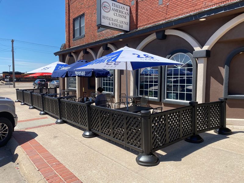 Citta' Deli, McCook