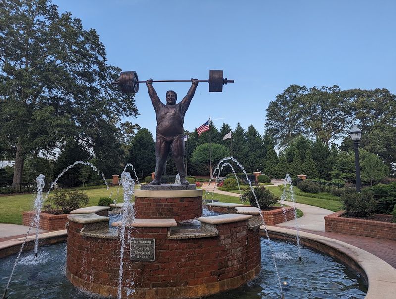 Paul Anderson Memorial Park, Toccoa