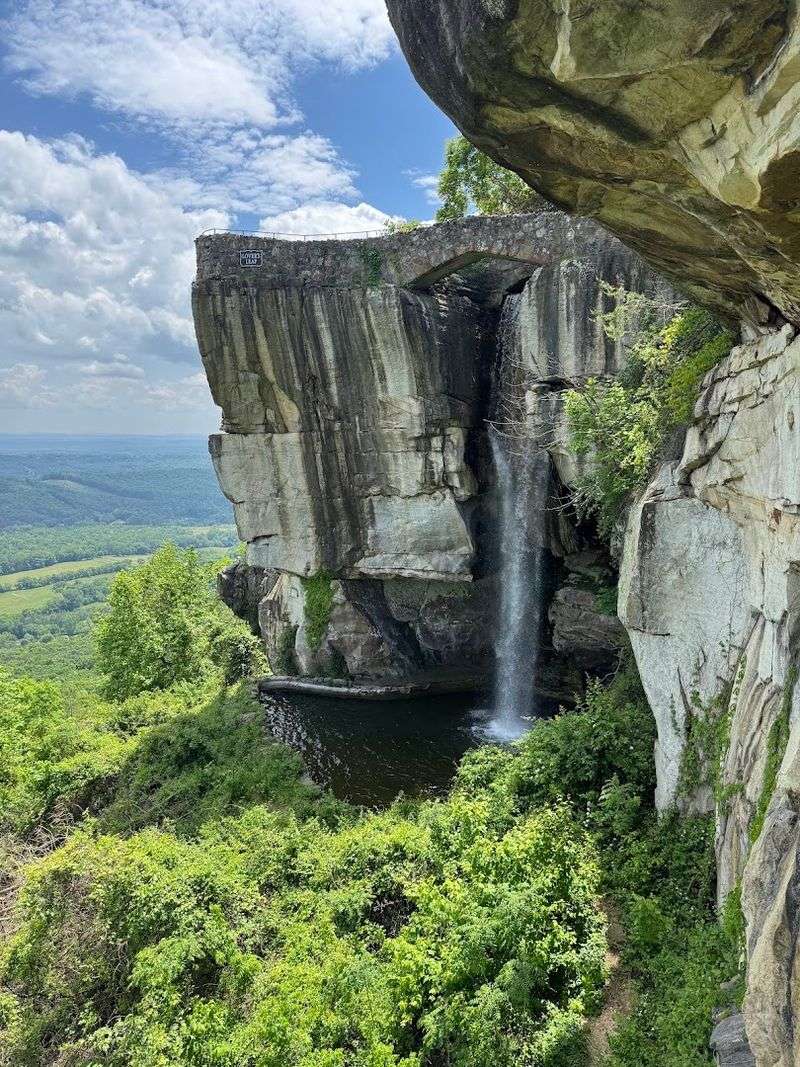 You've Called Georgia Home Your Whole Life And Still Haven't Discovered These 10 Places - Decor Hint Rock City Gardens, Lookout Mountain