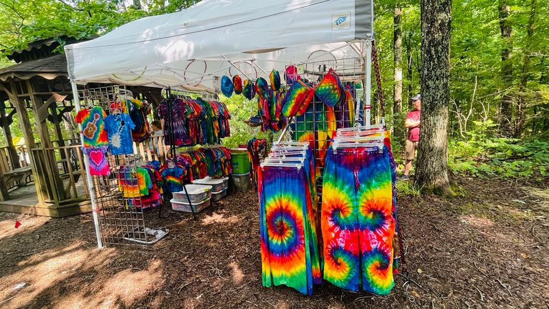 Kentucky's Beloved Mountain Craft Festival Is A Dream Come True For Handmade Treasure Lovers - Decor Hint Quilts That Tell Real Appalachian Stories