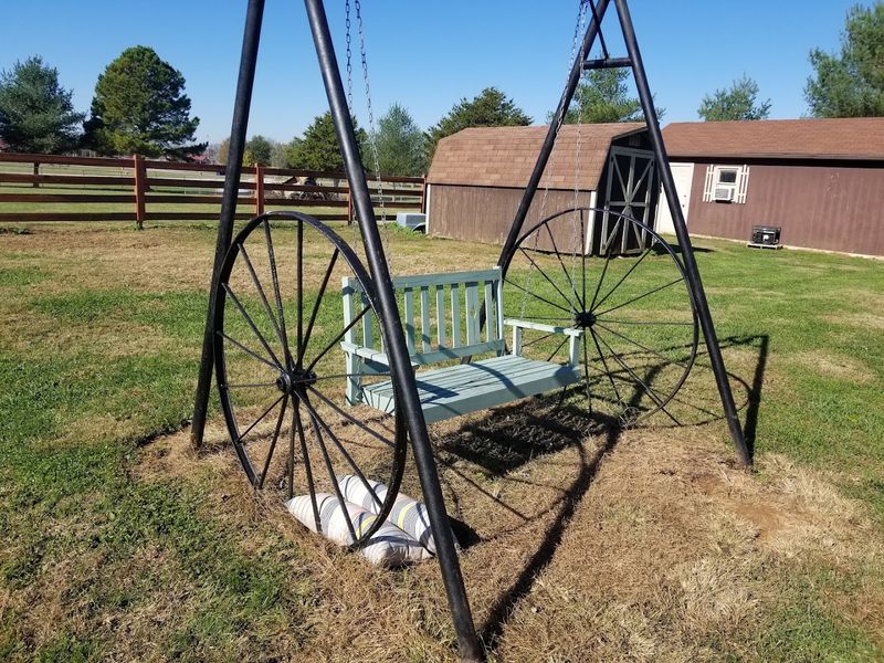 Few Walking Trails In Kentucky Feel As Calm And Peaceful As These 9 Senior-Friendly Gems - Decor Hint Ephram White Park