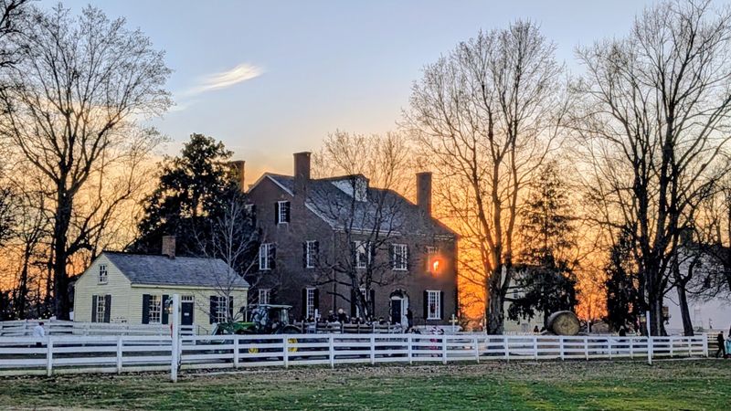 Shaker Village Of Pleasant Hill