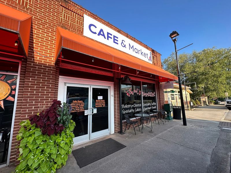 The Clayton Cafe, Clayton