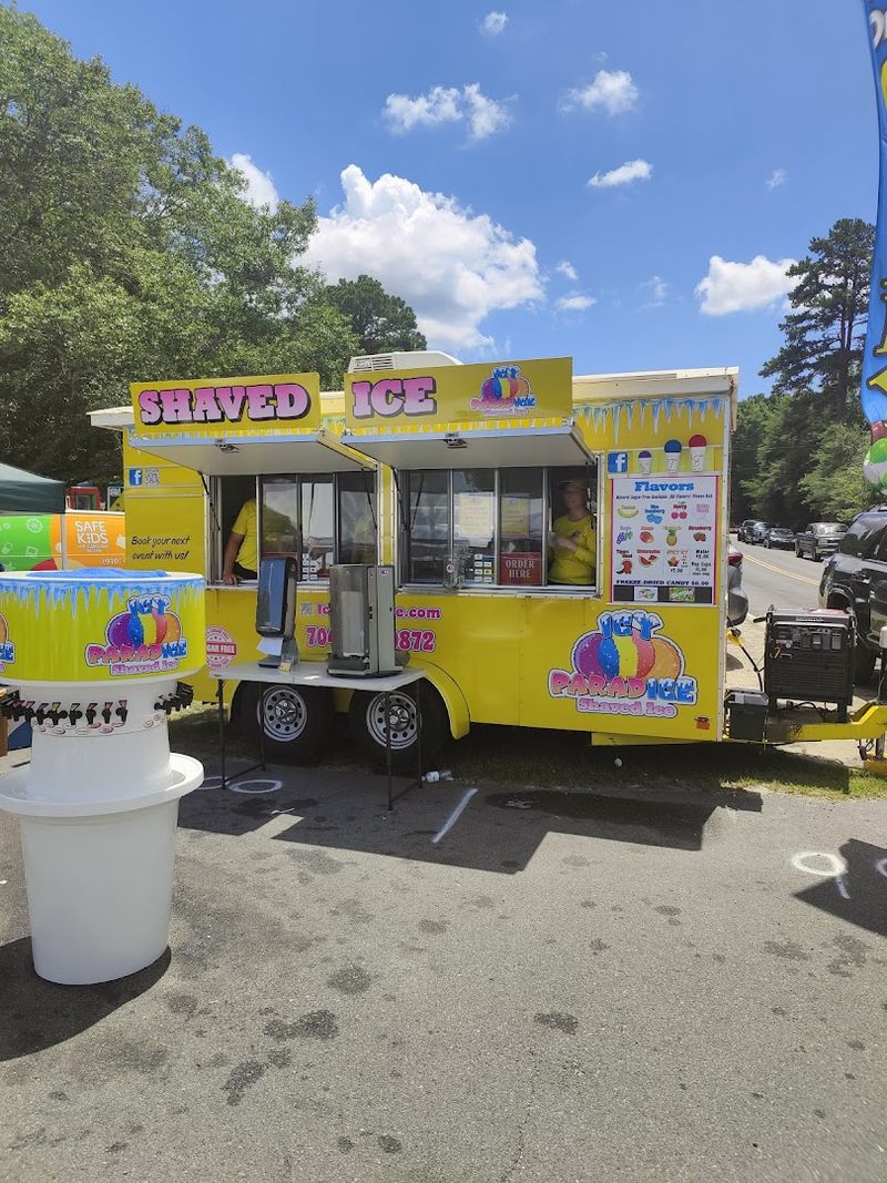 The Peach Cooking Contest Makes Dessert Feel Competitive