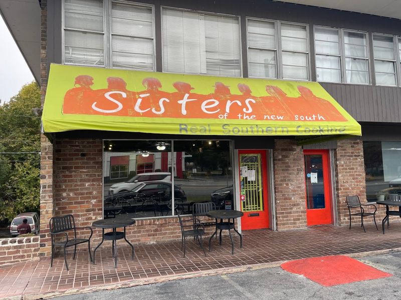 Sisters Of The New South, Savannah