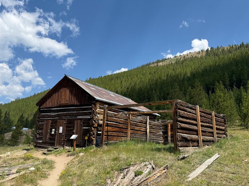 Independence Ghost Town