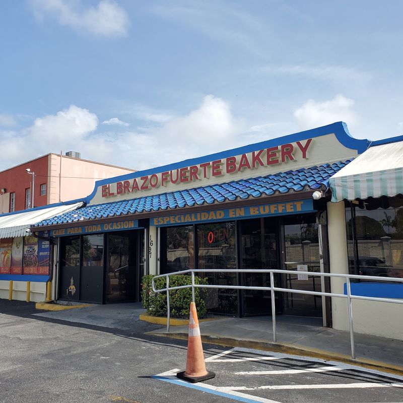 El Brazo Fuerte Bakery, Miami
