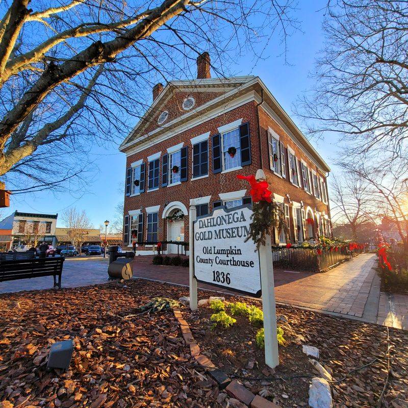 Dahlonega