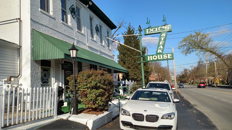 Pat's Steak House, Louisville