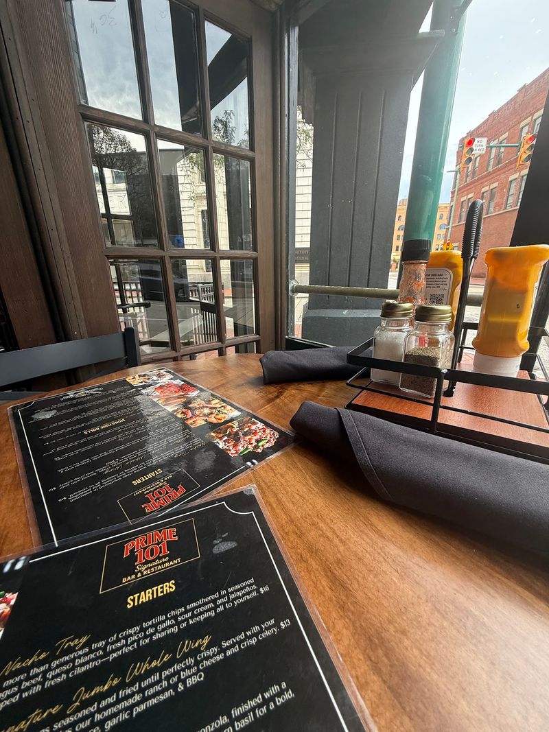 11 Burger Spots In West Virginia You’ll Wonder Why You Haven’t Tried Yet - Decor Hint Prime 101, Charleston