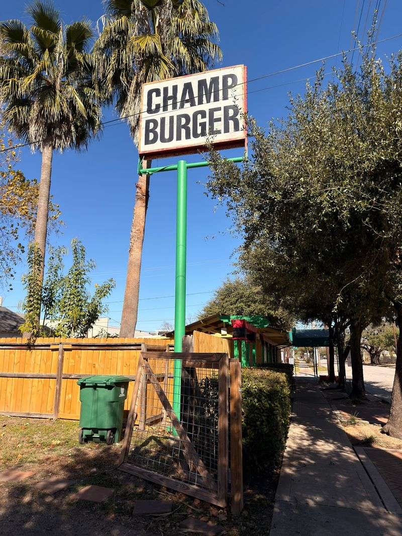 Champ Burger, Houston