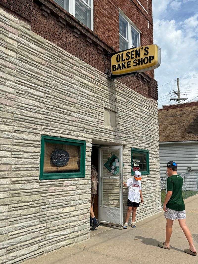 Olsen Bake Shop, Omaha, Nebraska