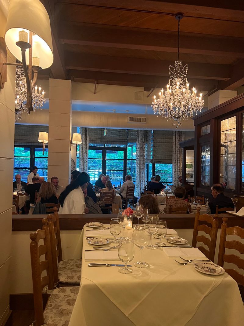 12 Old-World-Style Italian Restaurants In Washington That Are A Must-Visit For Pasta Lovers - Decor Hint Il Terrazzo Carmine, Seattle