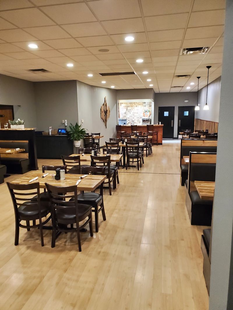 Drago's Kitchen, Granby