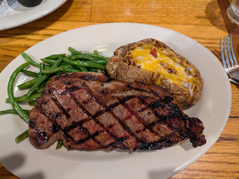 13 Legendary Idaho Steakhouses Locals Still Swear By In 2026 - Decor Hint Hydra Steakhouse