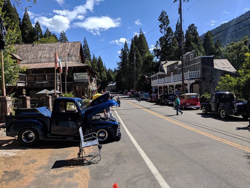 13 Quiet California Mountain Towns That Haven’t Been Spoiled By Tourists Yet - Decor Hint Sierra City, Sierra County