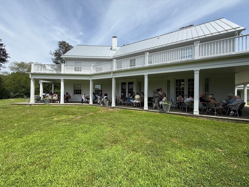 8 Connecticut Restaurants That Surprise Diners With Their Unusual Locations - Decor Hint Cafe Flo, Old Lyme