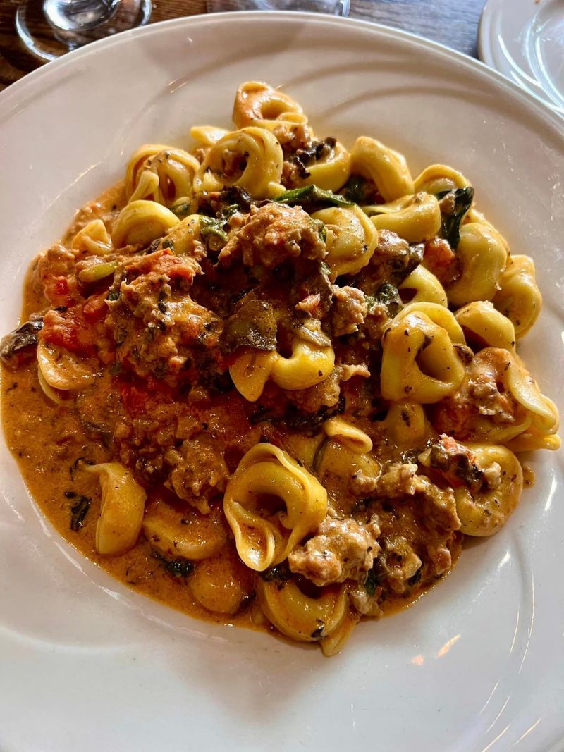One Of The Best Italian Restaurants In Connecticut Deserves A Spot On Your List - Decor Hint Rose Pasta Steals The Spotlight