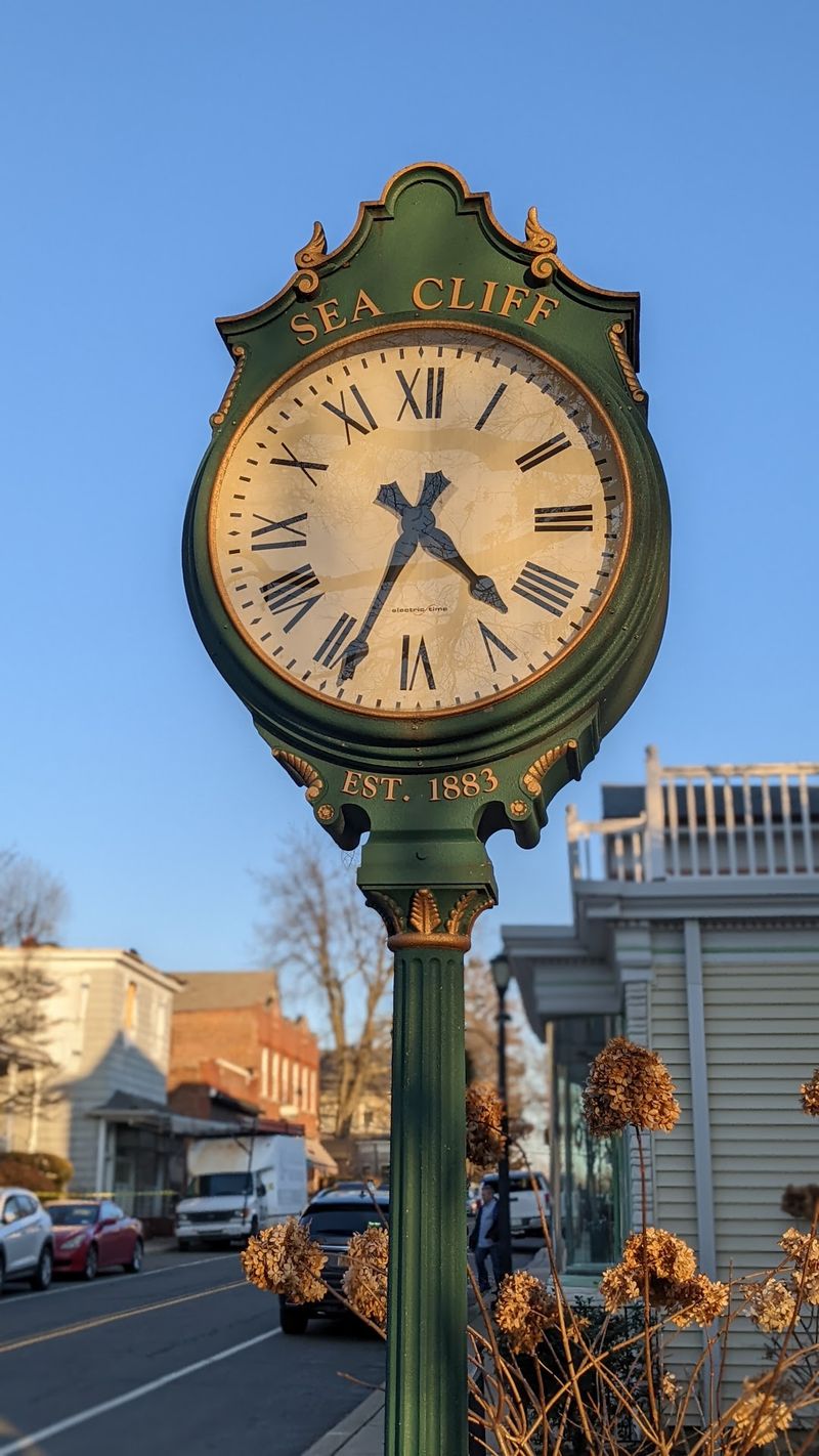This Tiny New York Beach Town Is Slowly Becoming The State's Next Big Thing - Decor Hint Shops So Unique You Will Not Find Them Anywhere Else