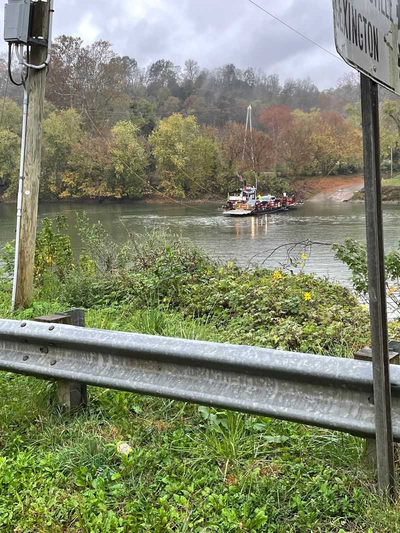 This Free Kentucky Ferry Has Been Crossing The River For More Than 200 Years - Decor Hint The 1780s Charter Still Doing Its Job