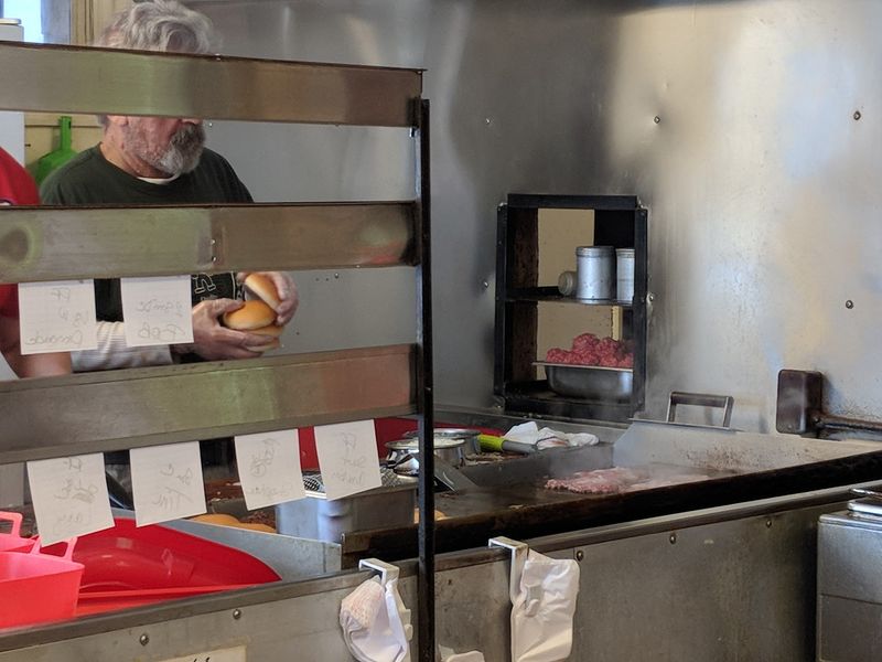 The Smashed Patty Method You Can Watch Happen