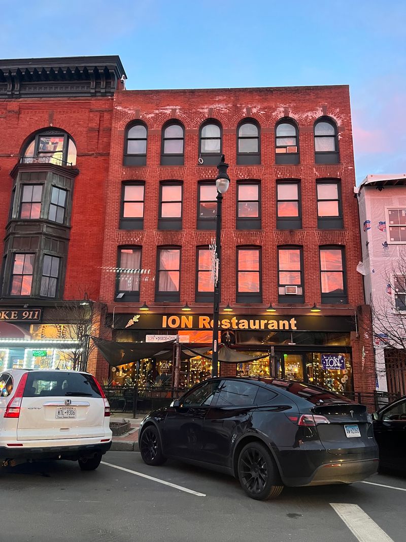 Right In The Heart Of Downtown Middletown