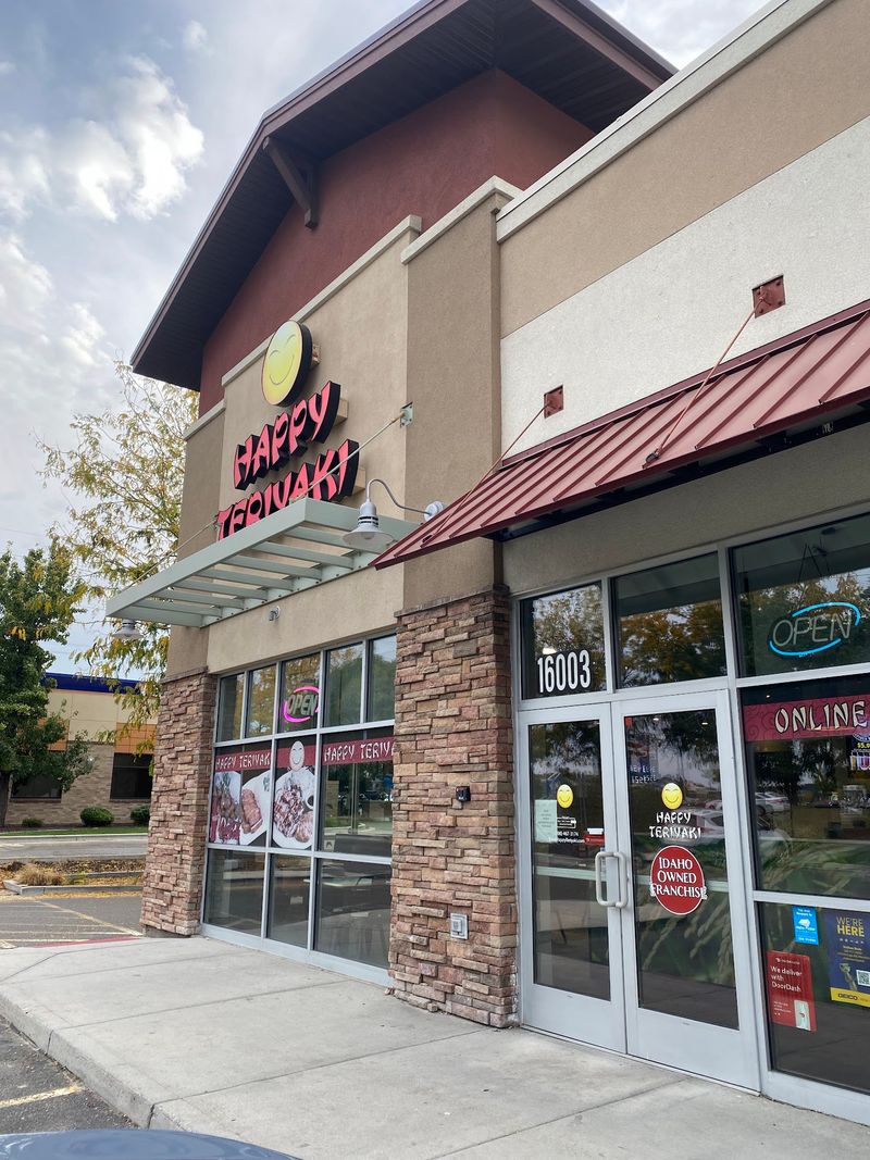 This New Boise, Idaho Restaurant Serves A Secret Sauce People Are Already Addicted To - Decor Hint Right Beside The Idaho Center