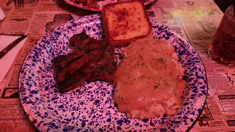 This Remote Washington Restaurant Quietly Serves Some Of The Best Steaks In The State - Decor Hint The Steaks That Started The Rumors
