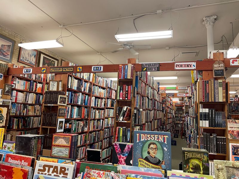 Online Sales That Keep The Shelves Turning