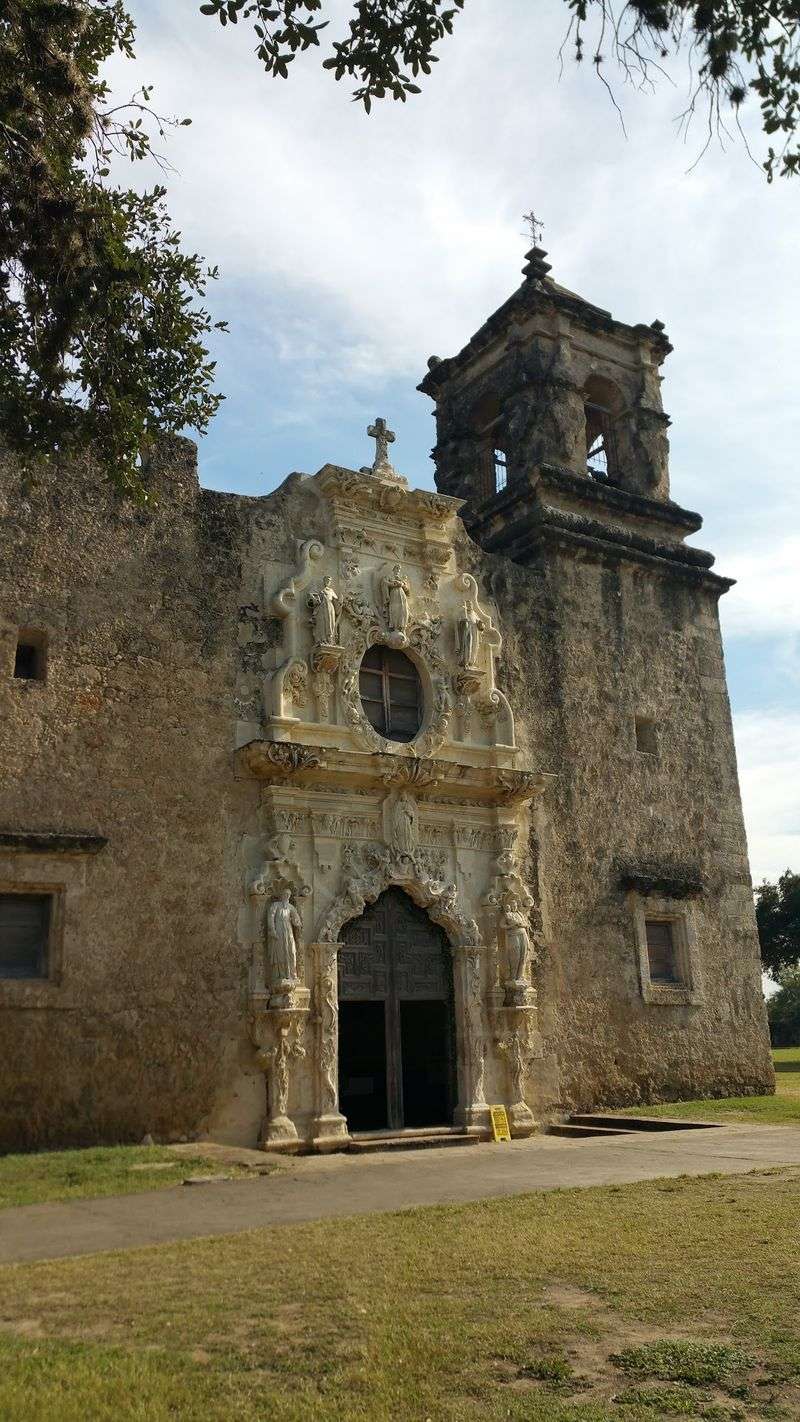 10 Cool Places To Visit In Texas That Feel Like A Quick Trip To Another Country - Decor Hint Mission San José, San Antonio