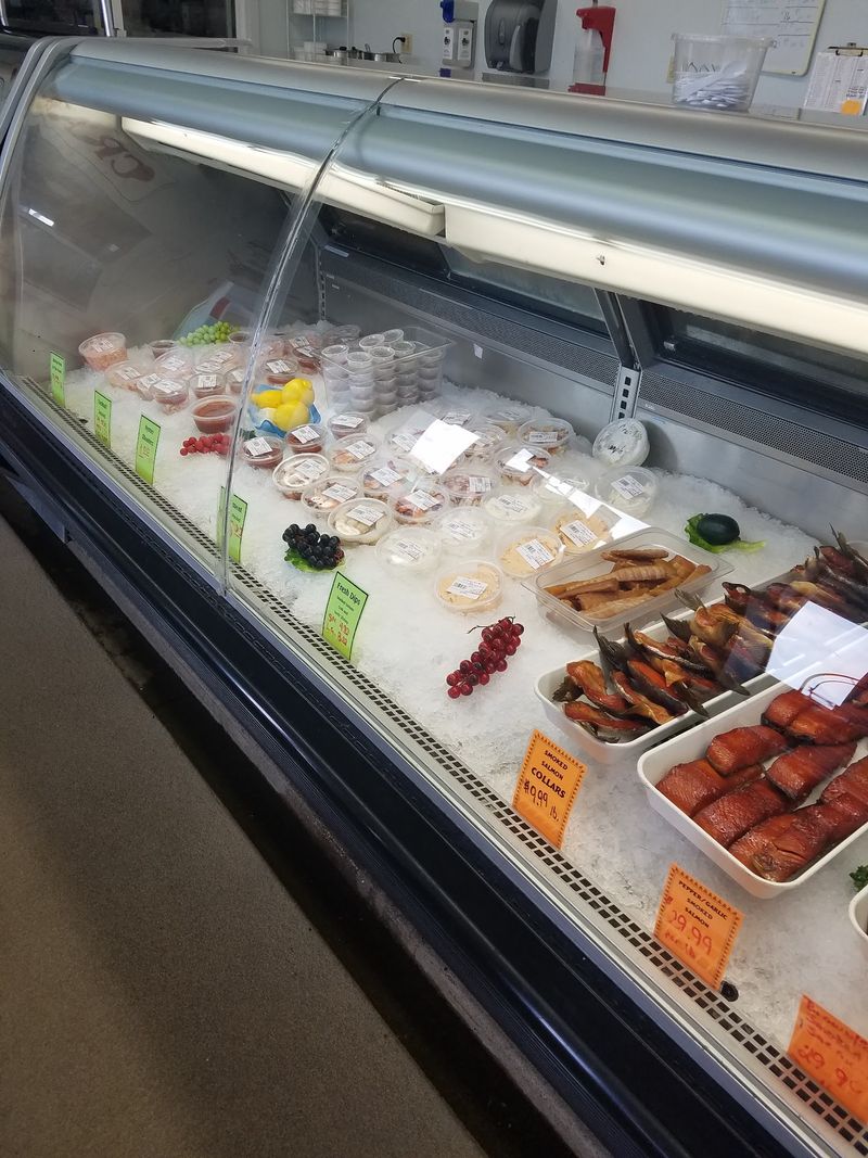 Merino's Seafood Market, Westport